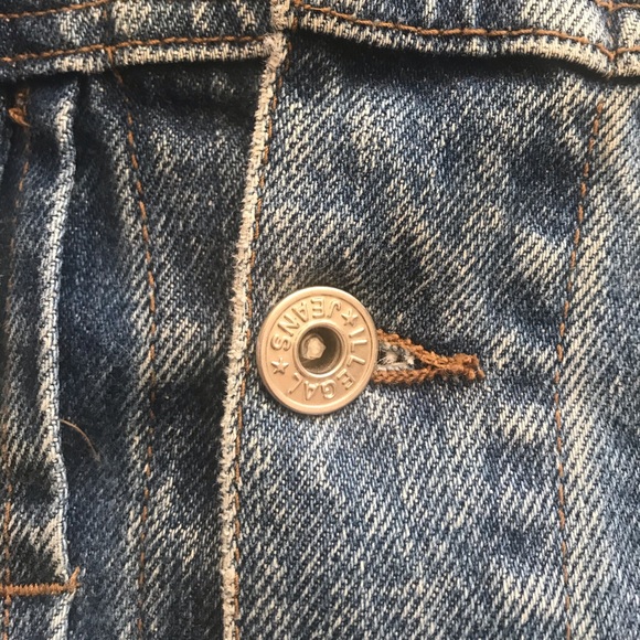Vintage denim jacket - Picture 4 of 9